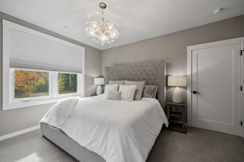 168 Old Bartlett Road Conway NH 03860