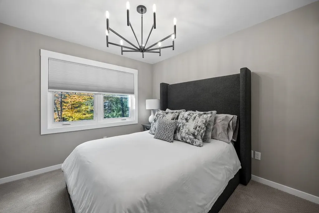 168 Old Bartlett Road Conway NH 03860