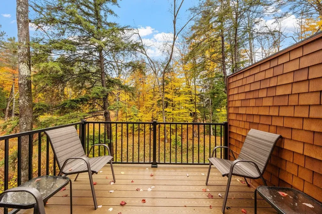 168 Old Bartlett Road Conway NH 03860