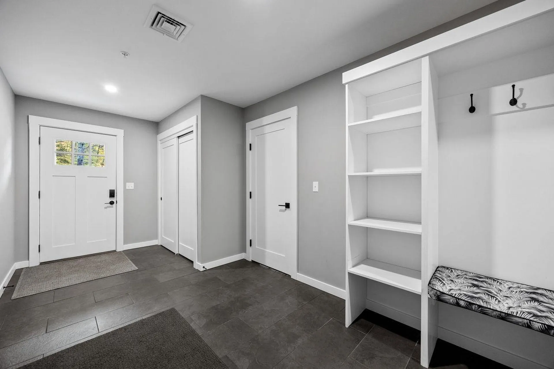 168 Old Bartlett Road Conway NH 03860