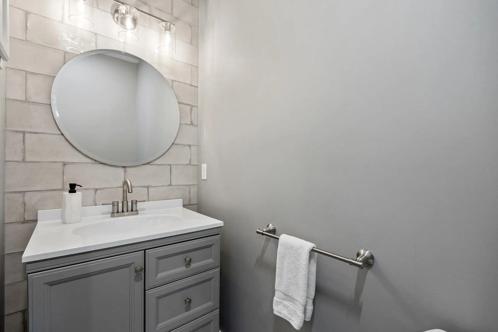 168 Old Bartlett Road Conway NH 03860