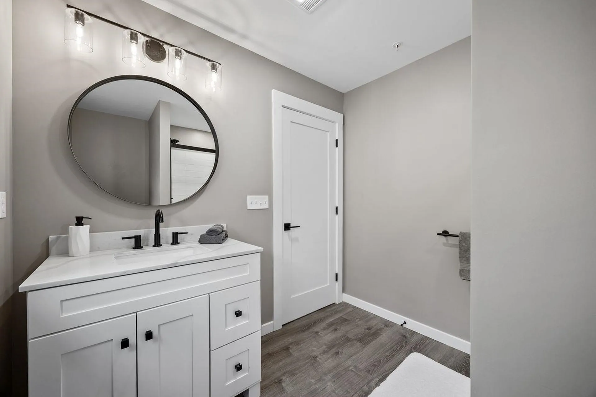 168 Old Bartlett Road Conway NH 03860