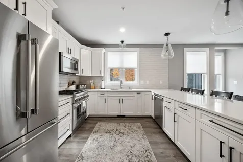 168 Old Bartlett Road Conway NH 03860