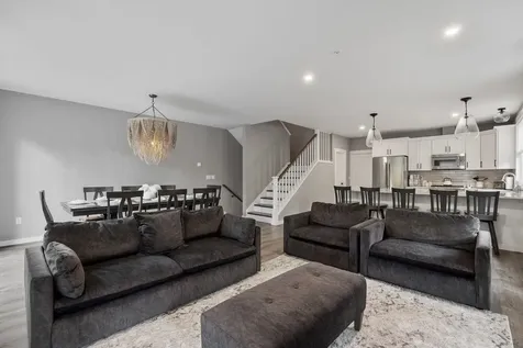 168 Old Bartlett Road Conway NH 03860