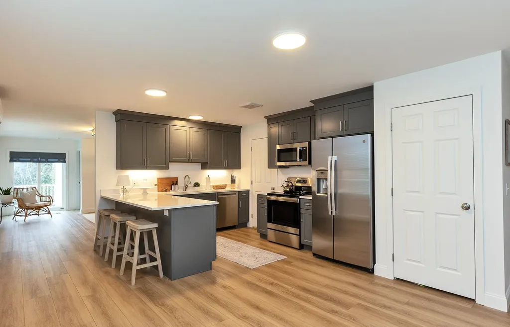 27 Trails Edge Common Peterborough NH 03458