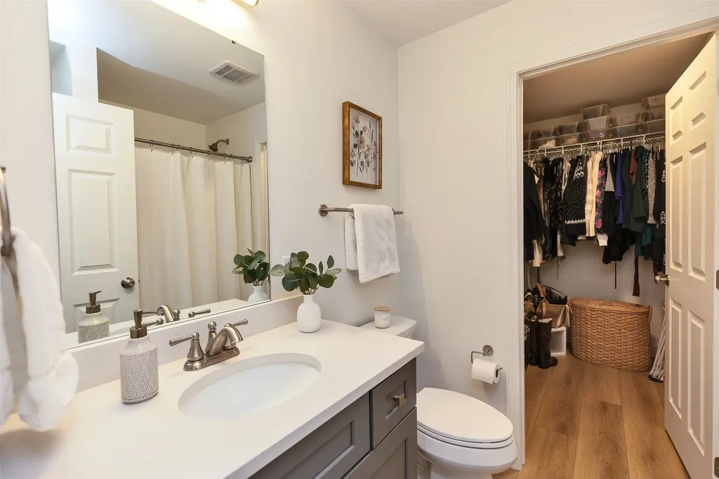 27 Trails Edge Common Peterborough NH 03458