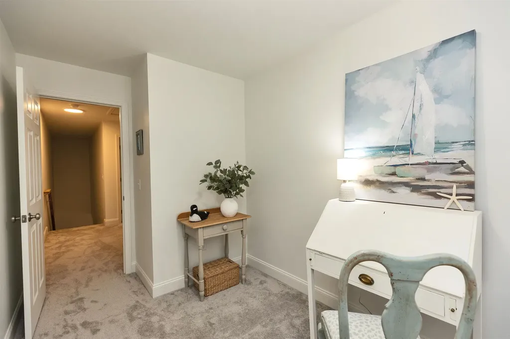 27 Trails Edge Common Peterborough NH 03458