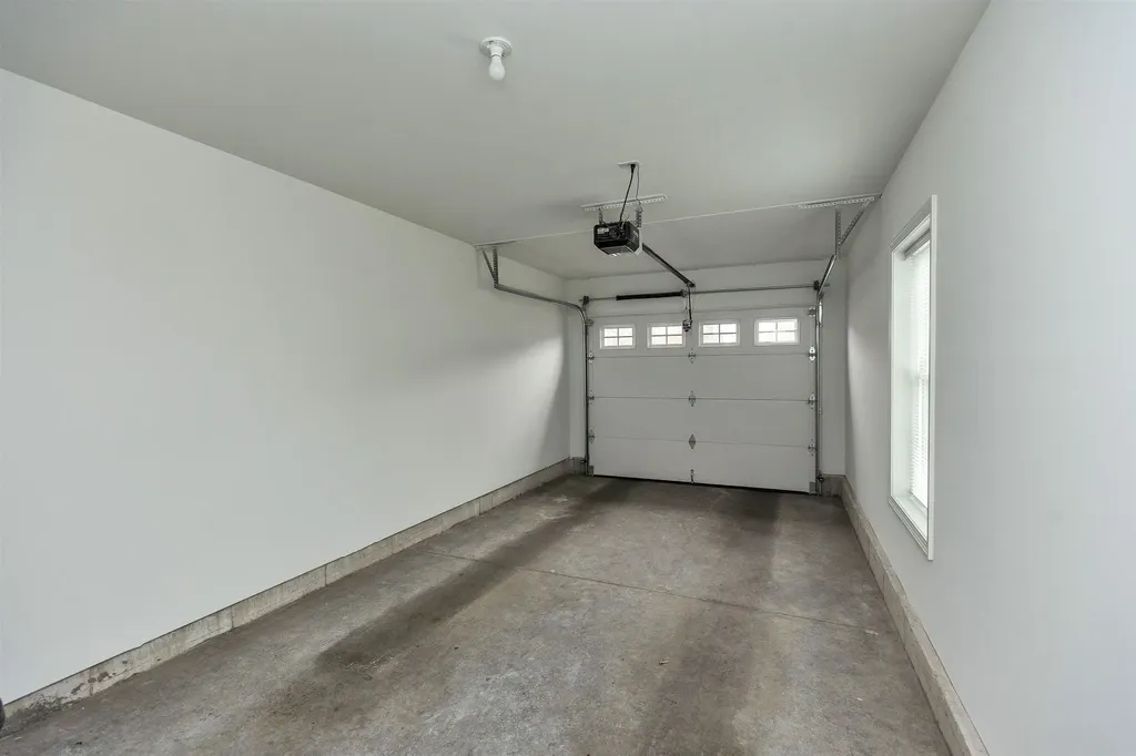 27 Trails Edge Common Peterborough NH 03458