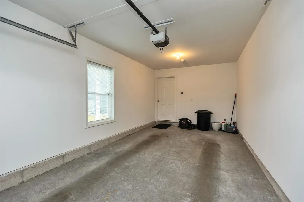 27 Trails Edge Common Peterborough NH 03458