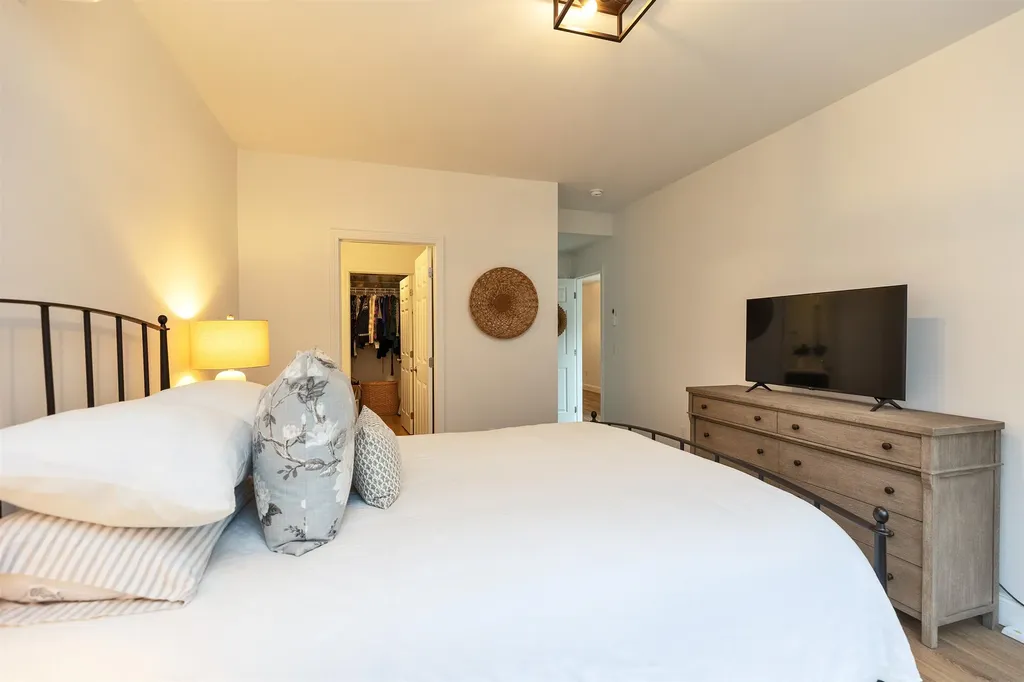 27 Trails Edge Common Peterborough NH 03458