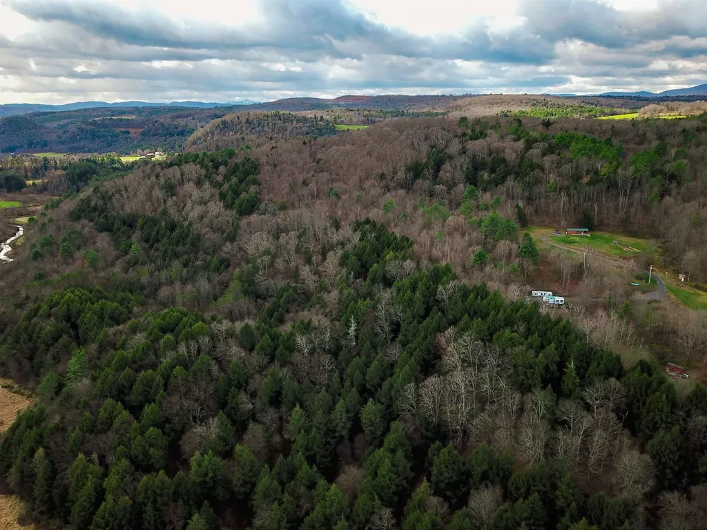 566 Community Drive Randolph VT 05061