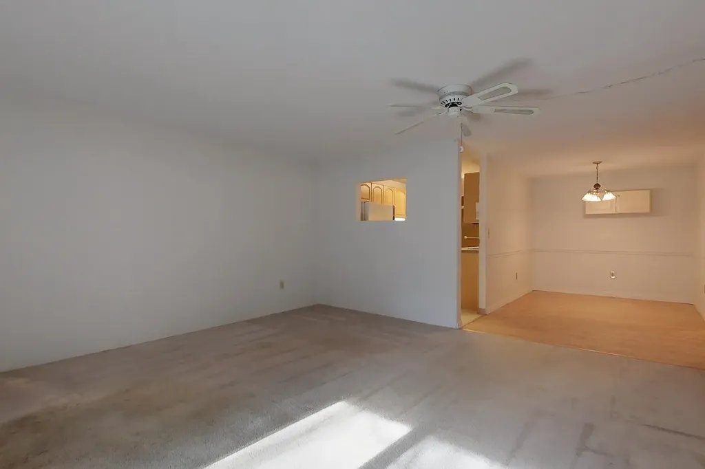 2 Strawberry Bank Road Nashua NH 03062