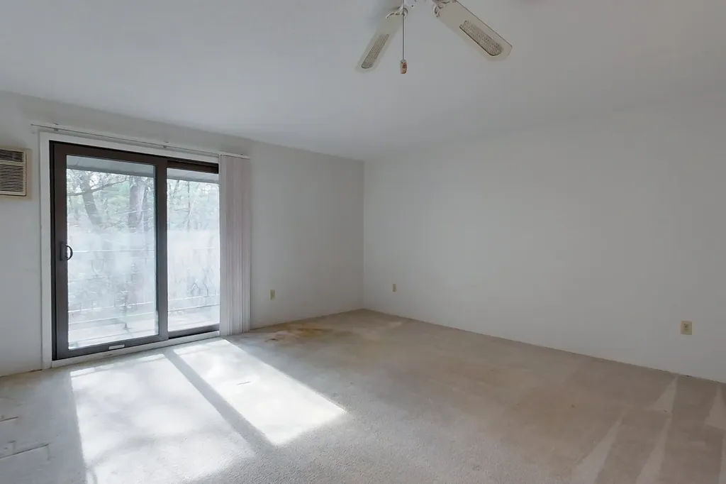 2 Strawberry Bank Road Nashua NH 03062