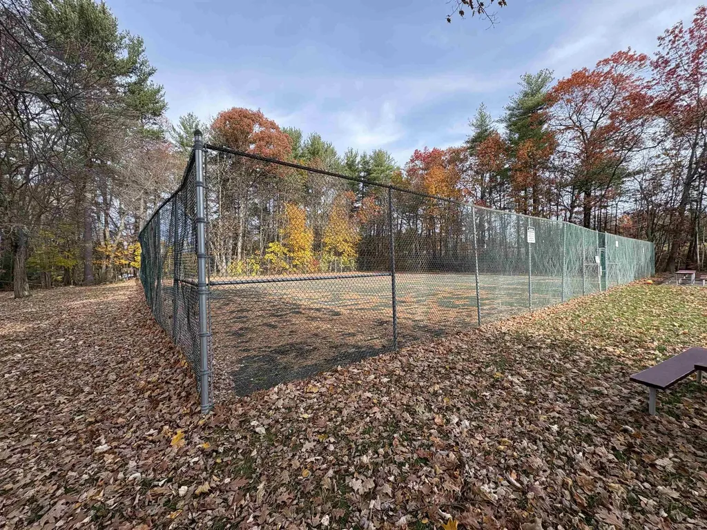 2 Strawberry Bank Road Nashua NH 03062