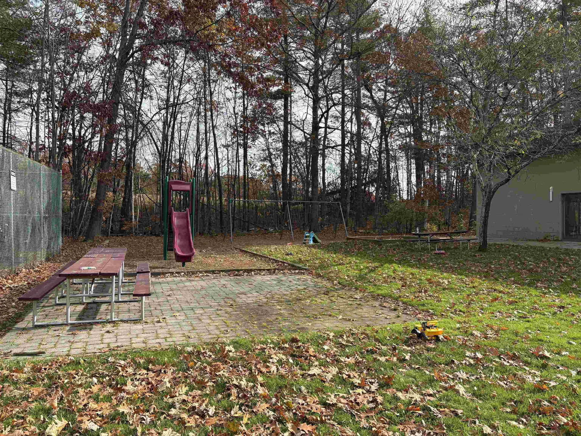 2 Strawberry Bank Road Nashua NH 03062