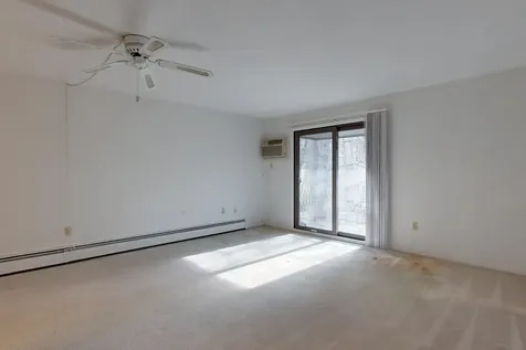 2 Strawberry Bank Road Nashua NH 03062