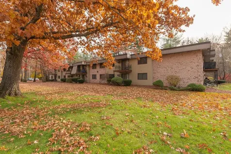 2 Strawberry Bank Road Nashua NH 03062