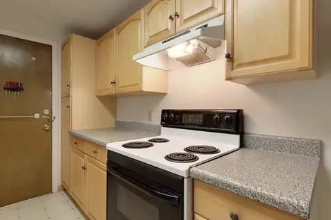 2 Strawberry Bank Road Nashua NH 03062