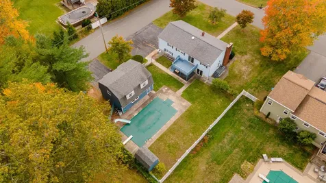 30 Scotland Avenue Salem NH 03079