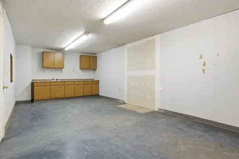 104A Nh Route 132 New Hampton NH 03256