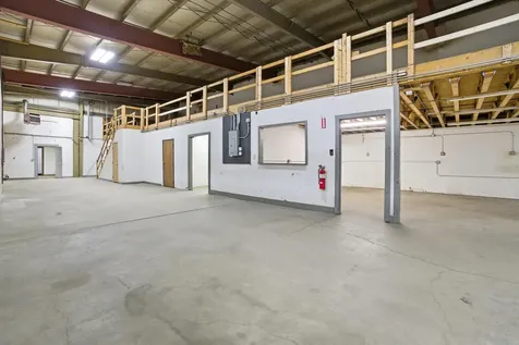 104A Nh Route 132 New Hampton NH 03256