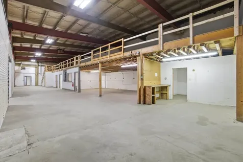 104A Nh Route 132 New Hampton NH 03256