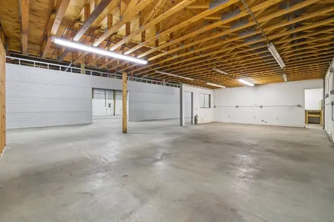 104A Nh Route 132 New Hampton NH 03256