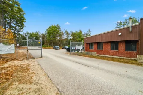 104A Nh Route 132 New Hampton NH 03256