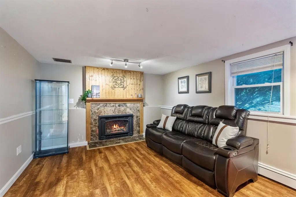 90 Belwood Avenue Colchester VT 05446