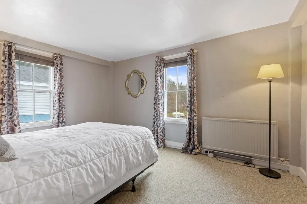 56 Haigh Road Brentwood NH 03833