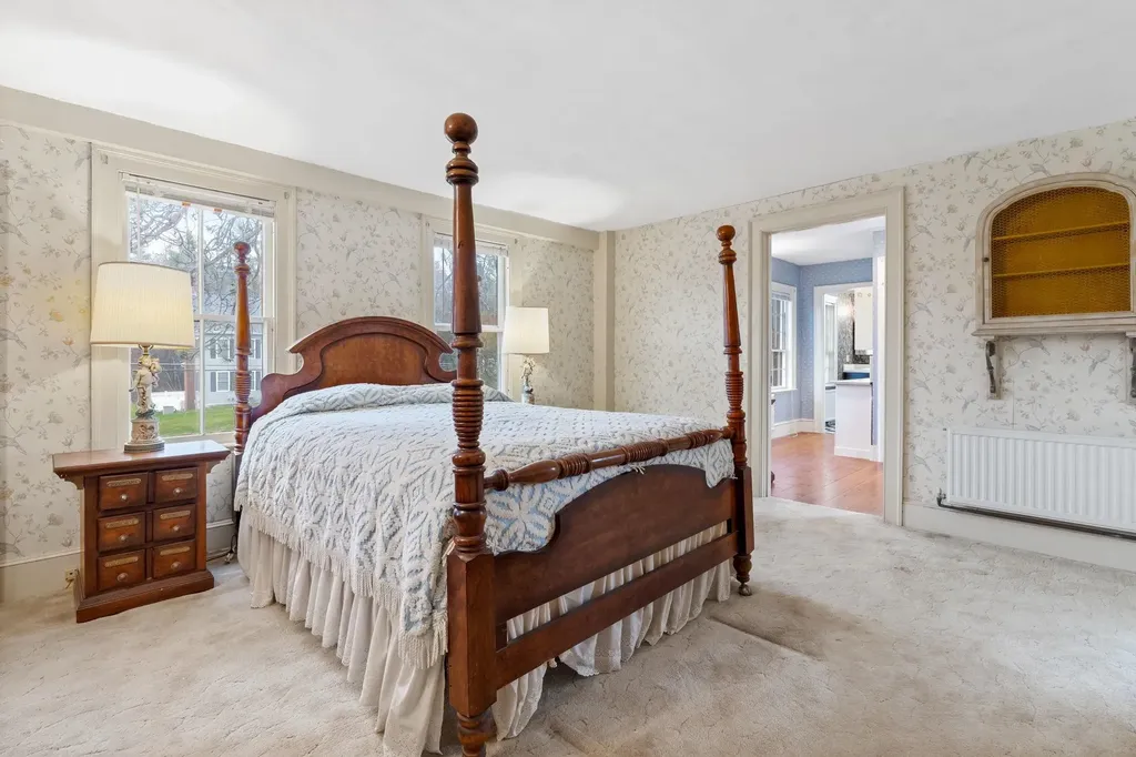 56 Haigh Road Brentwood NH 03833