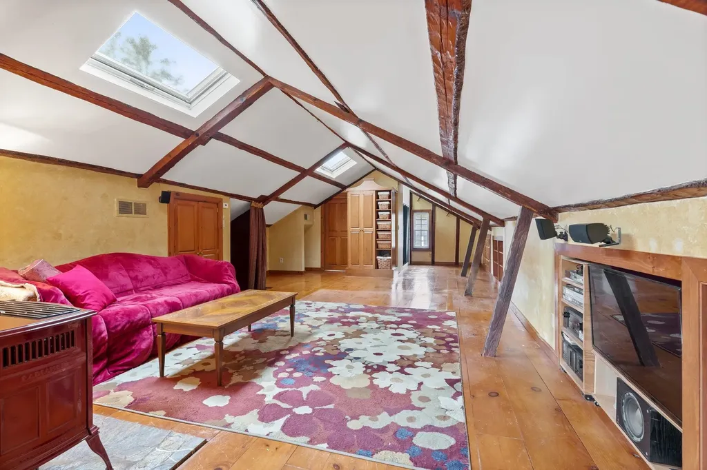 56 Haigh Road Brentwood NH 03833