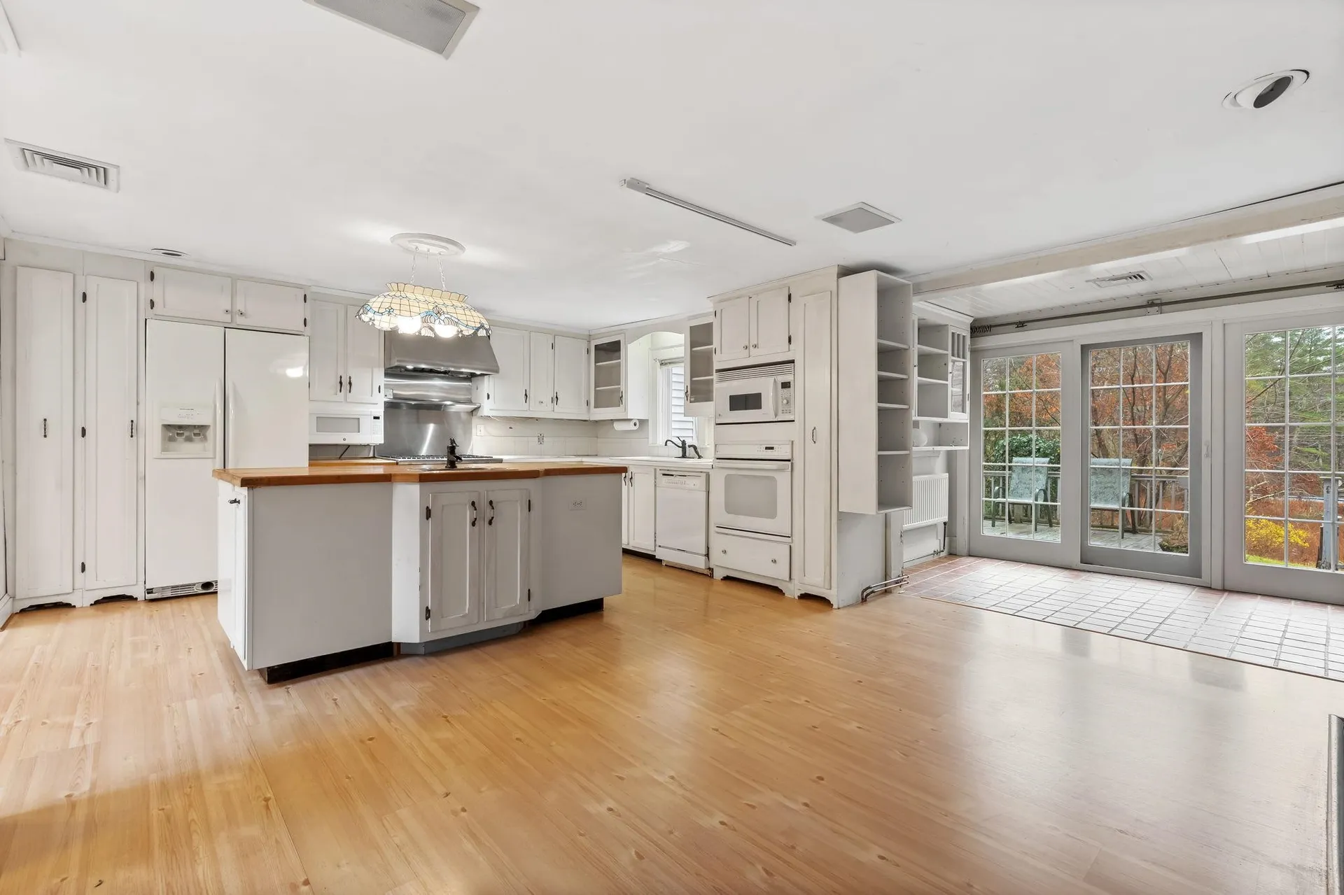 56 Haigh Road Brentwood NH 03833