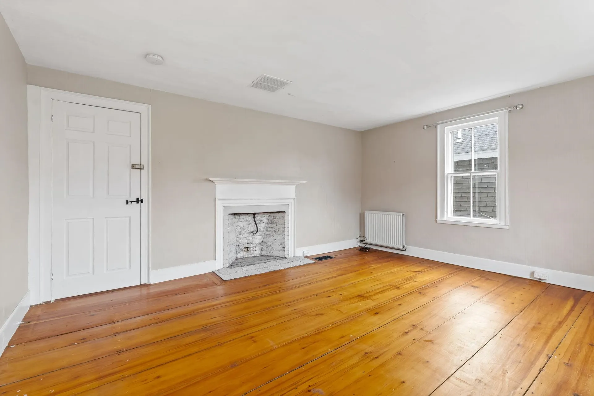 56 Haigh Road Brentwood NH 03833