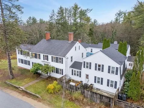56 Haigh Road Brentwood NH 03833