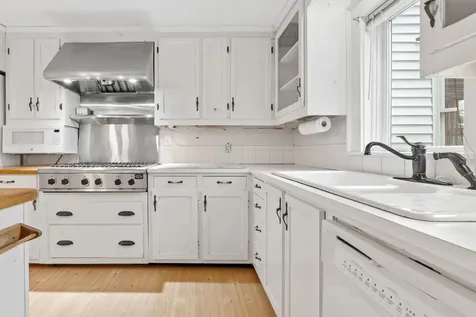 56 Haigh Road Brentwood NH 03833