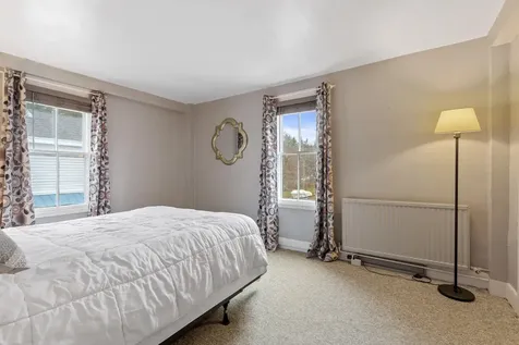 56 Haigh Road Brentwood NH 03833