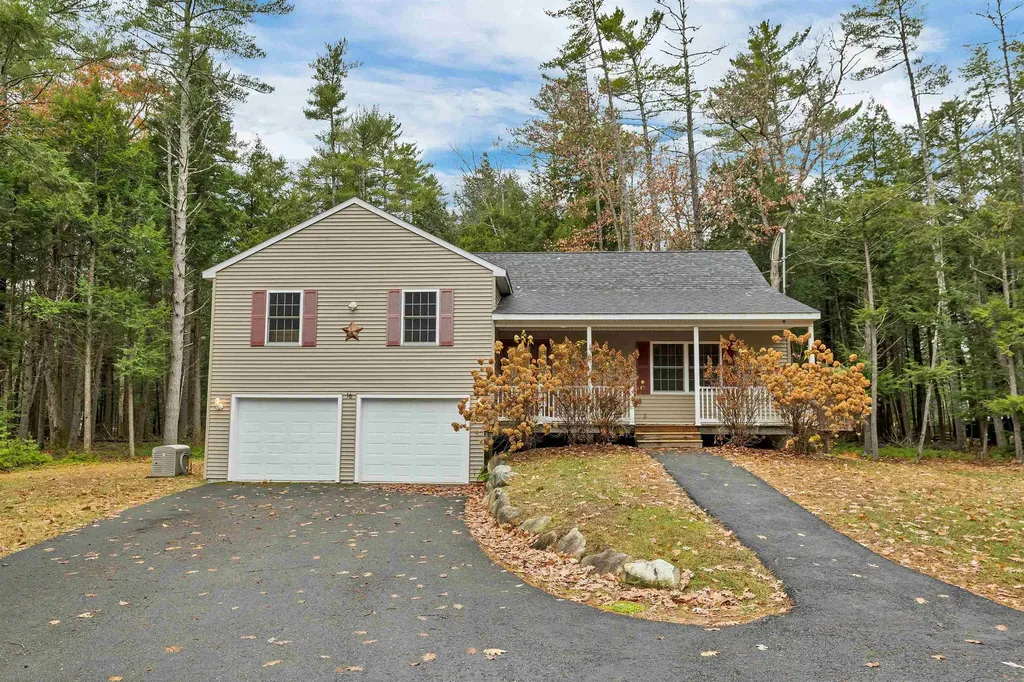 16 Buckingham Terrace Moultonborough NH 03254