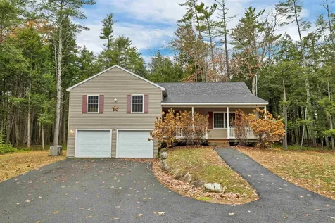 16 Buckingham Terrace Moultonborough NH 03254