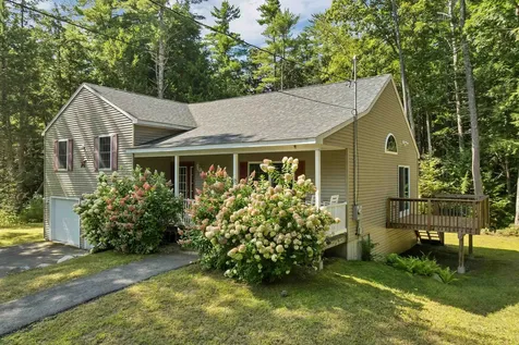 16 Buckingham Terrace Moultonborough NH 03254