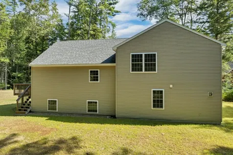 16 Buckingham Terrace Moultonborough NH 03254