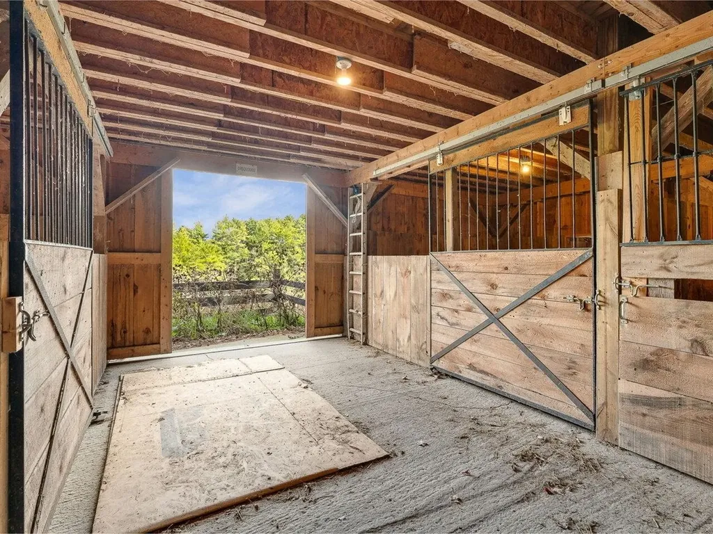 337 Dallinger Road New Haven VT 05472