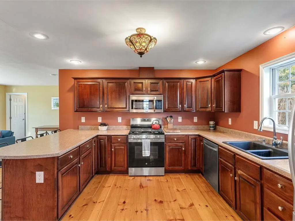 337 Dallinger Road New Haven VT 05472