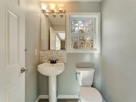 337 Dallinger Road New Haven VT 05472