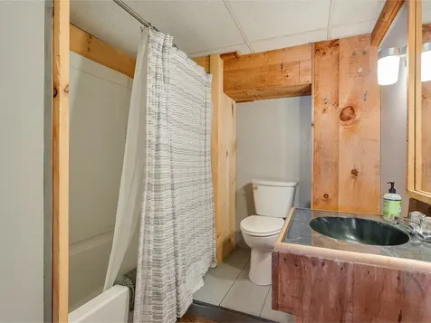 337 Dallinger Road New Haven VT 05472