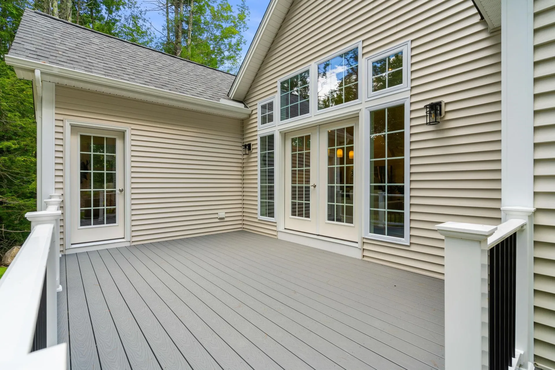 12-41 Knoll Crest Road Bedford NH 03110