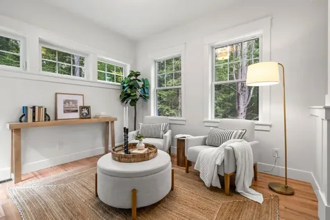 12-41 Knoll Crest Road Bedford NH 03110