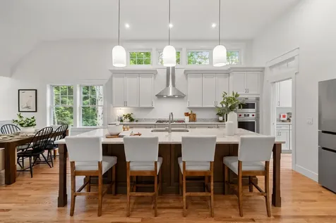 12-41 Knoll Crest Road Bedford NH 03110