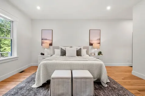 12-41 Knoll Crest Road Bedford NH 03110