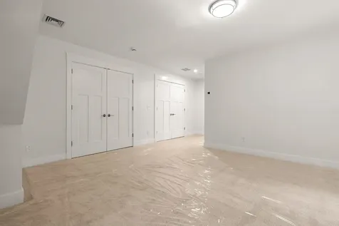 12-41 Knoll Crest Road Bedford NH 03110